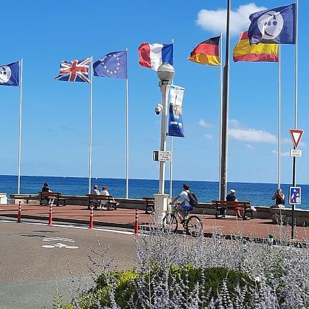 Appartement Vue Sur Mer Les Sables-dʼOlonne Exterior foto